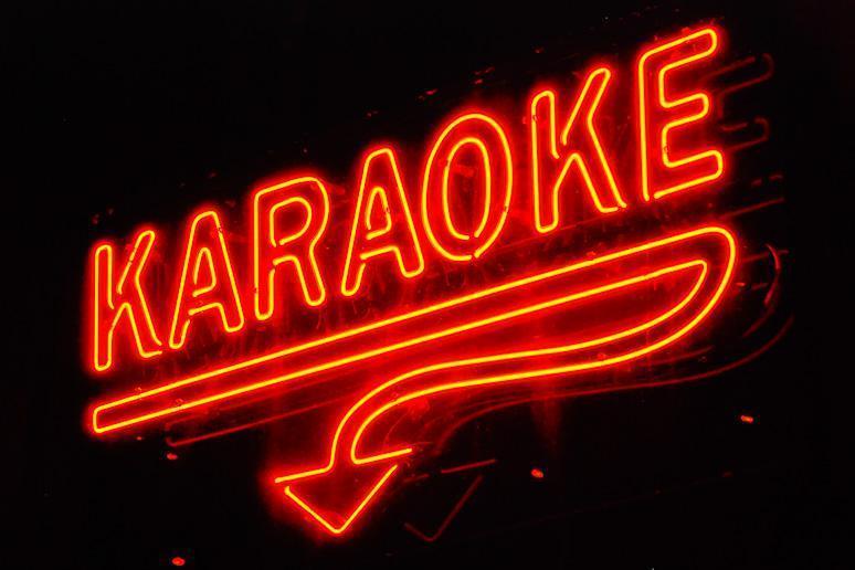Karaoke Neon Sign 0