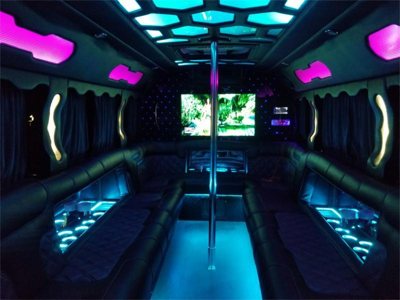 tornado-party-bus-int.jpg